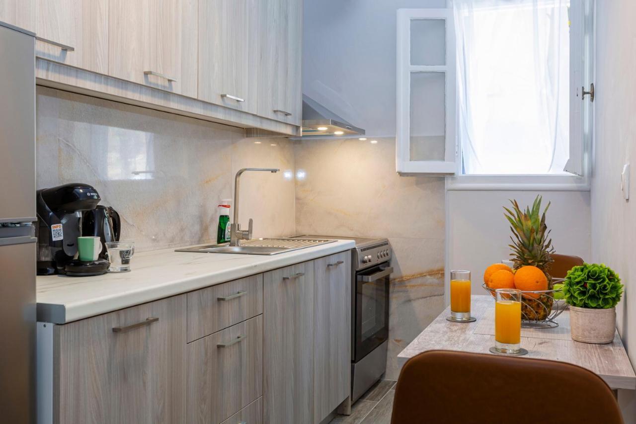 H&g Old Town Apartment